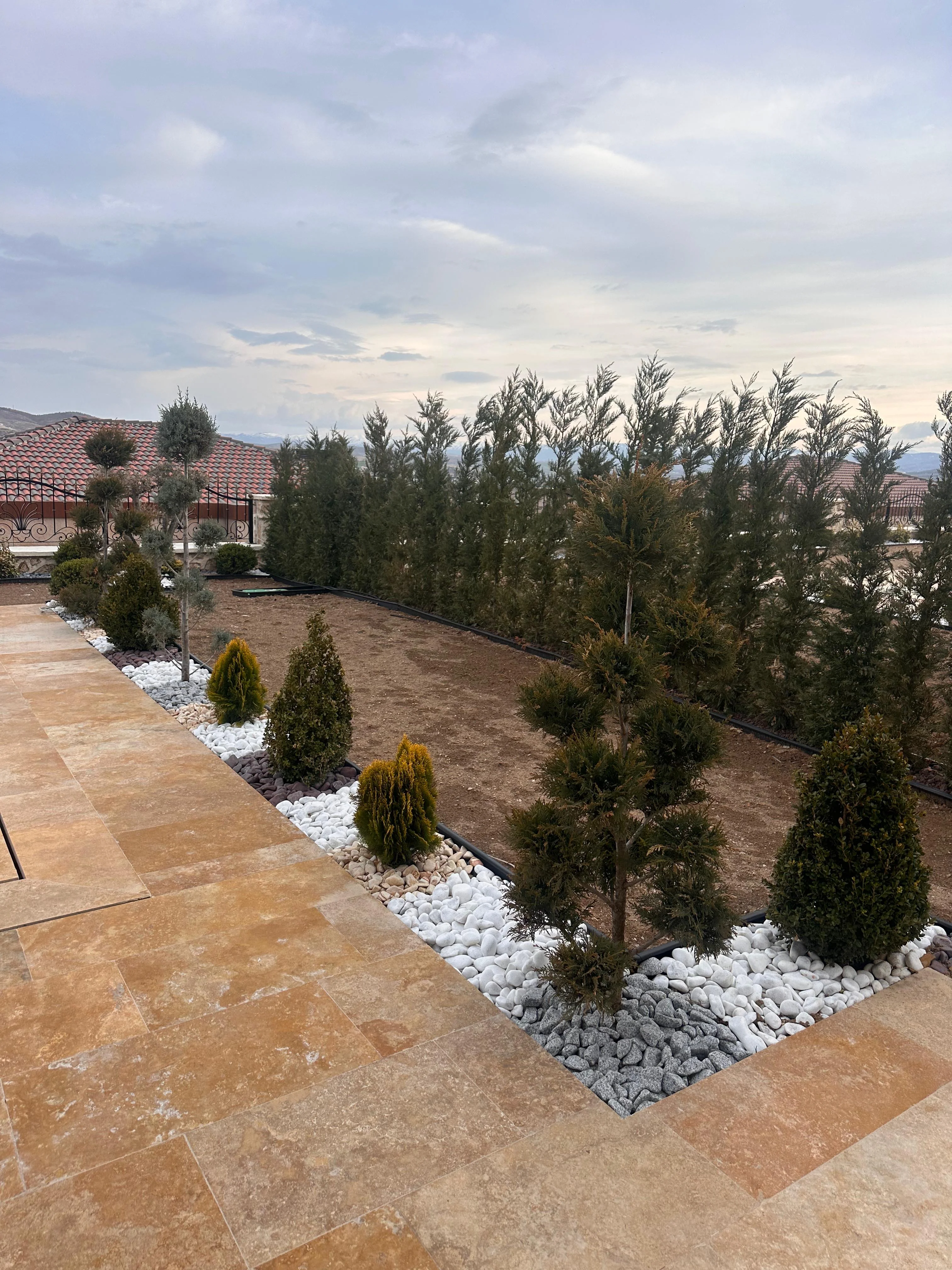 Lüks Villa Bahçe Uygulaması